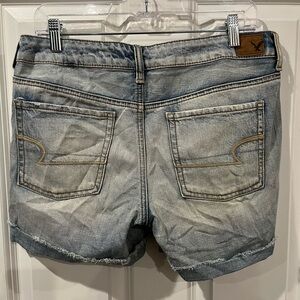 American Eagle Boy Midi Denim Shorts Size 6